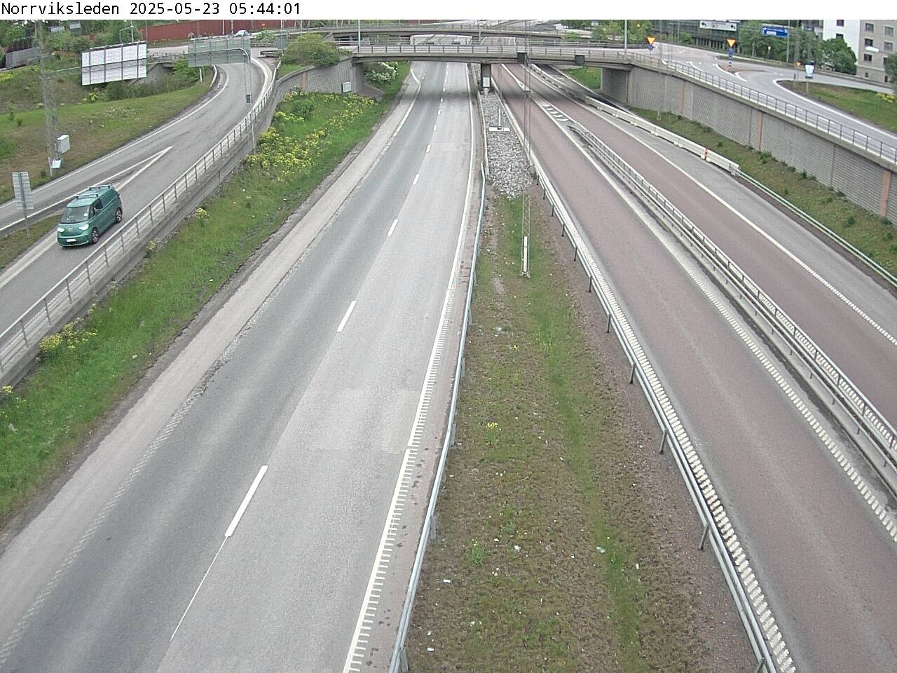 Trafikkamera - Norrviksleden, vid Trafikplats Häggvik mot Täby kyrkby.