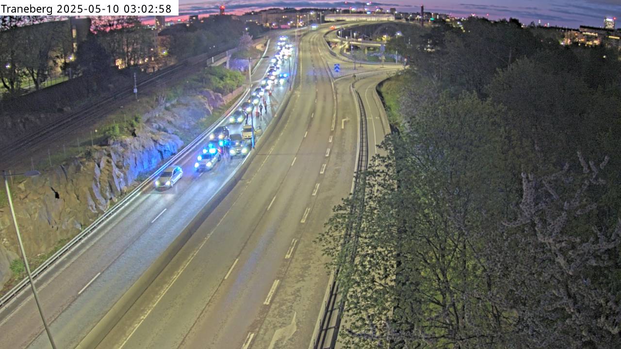 Trafikkamera - Drottningholmsvägen, Traneberg mot Kungsholmen, kameran är placerad på väg 275 Drottningholmsvägen i höjd med Traneberg och är riktad mot Kungsholmen.
