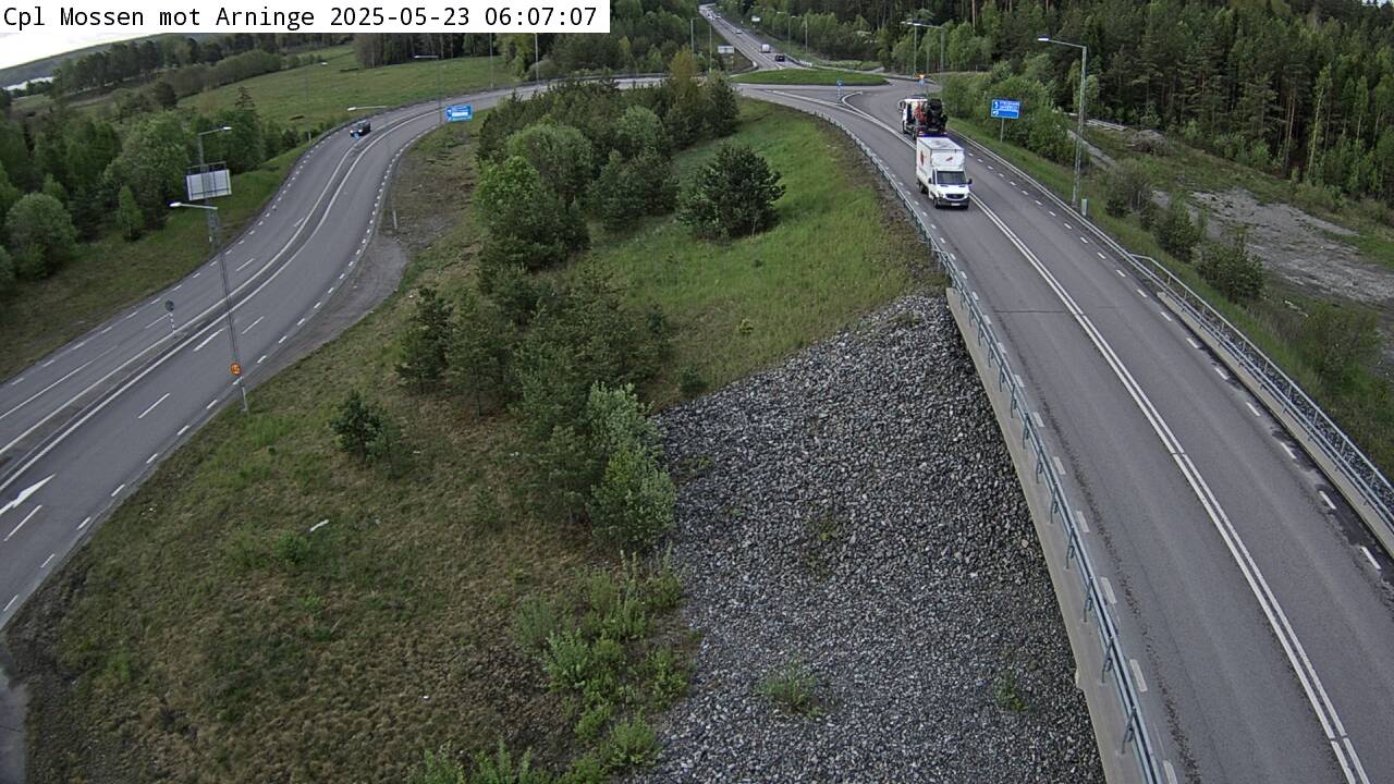 Trafikkamera - Cirkulationsplats Mossen, mot Arninge/E18