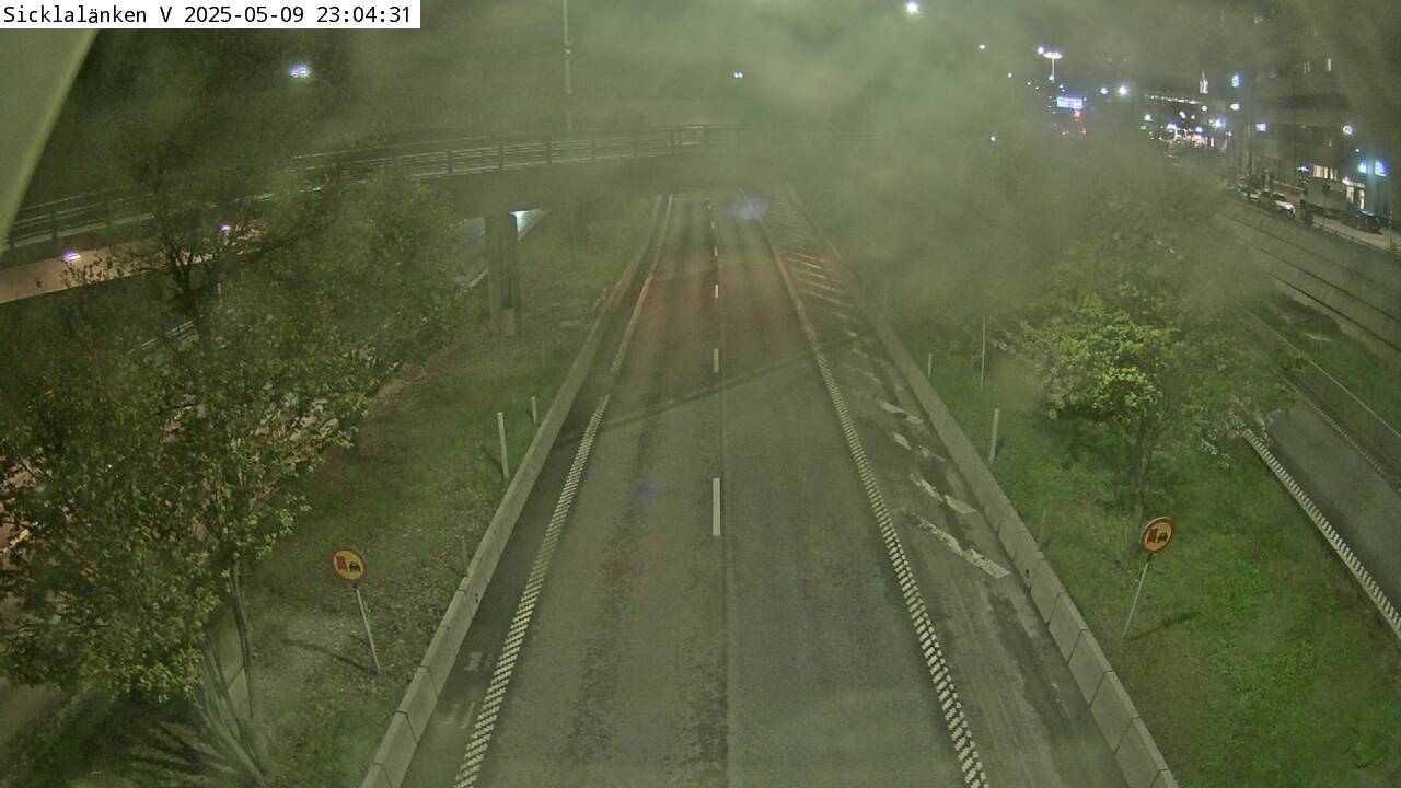 Trafikkamera - Sicklalänken västerut, kameran är placerad på väg 75 Södra länken i höjd med Hammarby sjöstad och är riktad mot E4/E20.