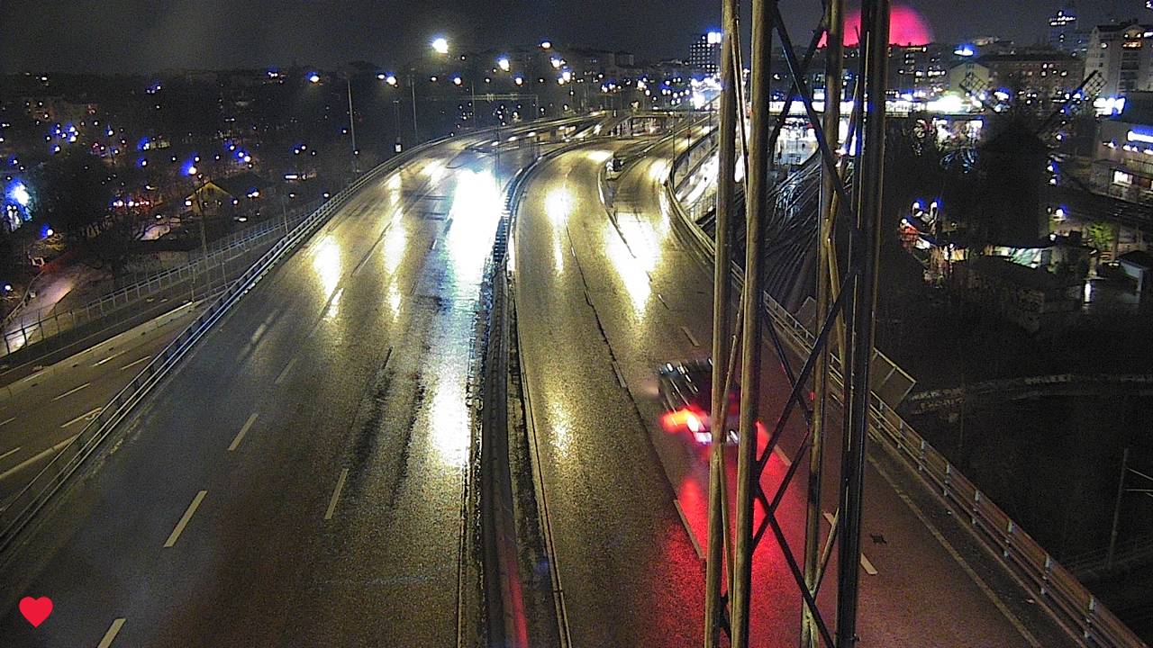 Vägkamera Johanneshovsbron S – Södermalms stadsdelsområde, Stockholms kommun, Stockholms län