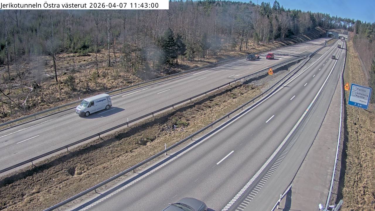 Jerikotunneln Östra — Kameran är placerad på E20 vid Jerikotunneln och är riktad västerut.